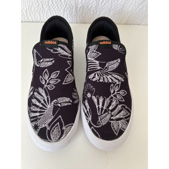 Adidas Vulcraid3R Slip On Unisex Skate Shoes. Size 8.5(M); 10(W) main image 5